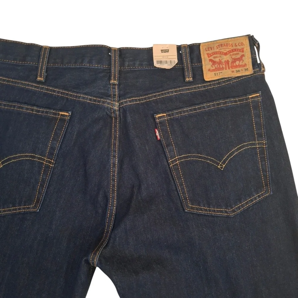 Levis styling back